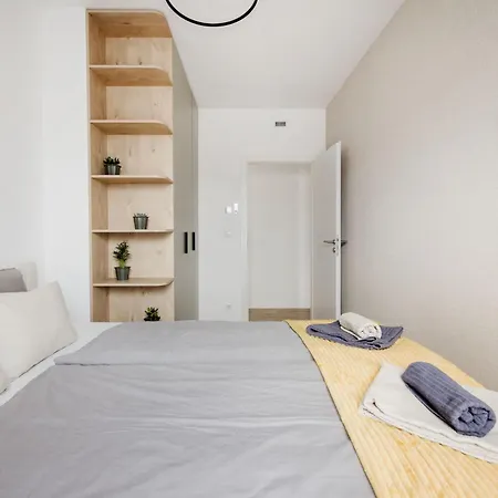 Lägenhet Skyline Living - Penthouse With Terrace And Parking *
