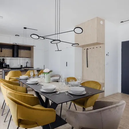 Skyline Living - Penthouse With Terrace And Parking