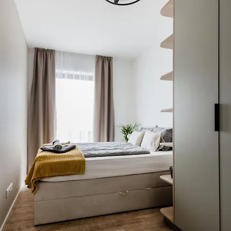 Skyline Living - Penthouse With Terrace And Parking Lägenhet