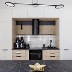 Skyline Living - Penthouse With Terrace And Parking *