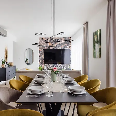 Skyline Living - Penthouse With Terrace And Parking * Budapest