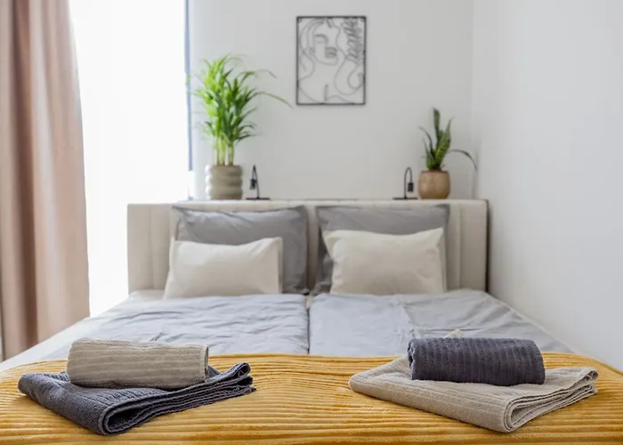 Skyline Living - Penthouse With Terrace And Parking