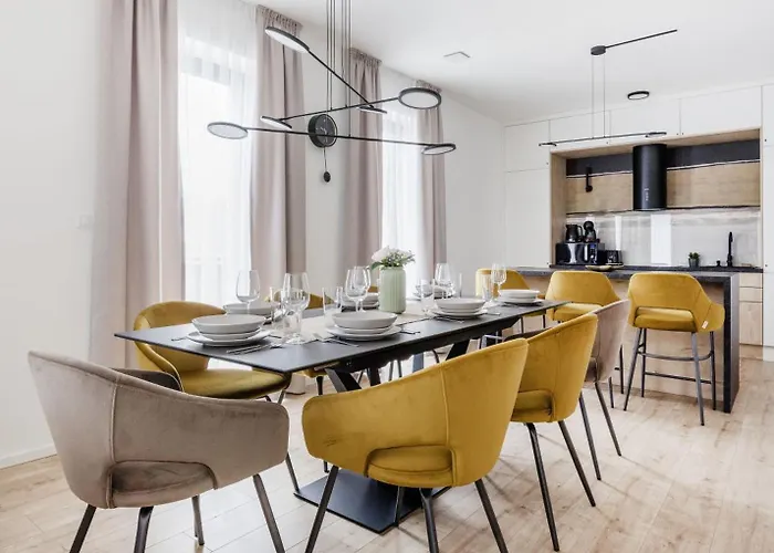 Skyline Living - Penthouse With Terrace And Parking *
